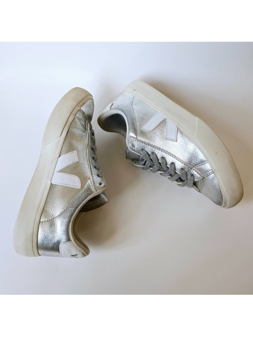 VEJA Campo Leather Silver White Sneakers Women’s Size 6 EU 37 - Picture 2 of 7